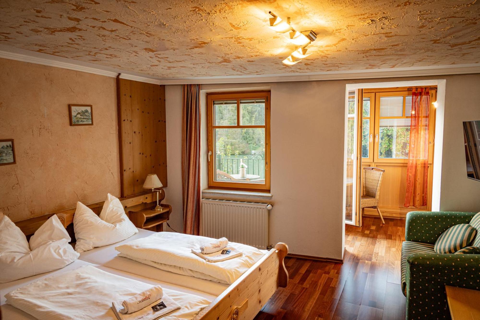 Landhotel Mariensaeule Wernstein am Inn Eksteriør billede